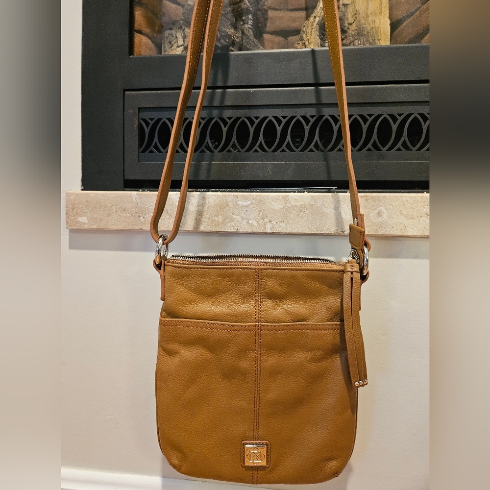 Piazza Leather Crossbody Bag